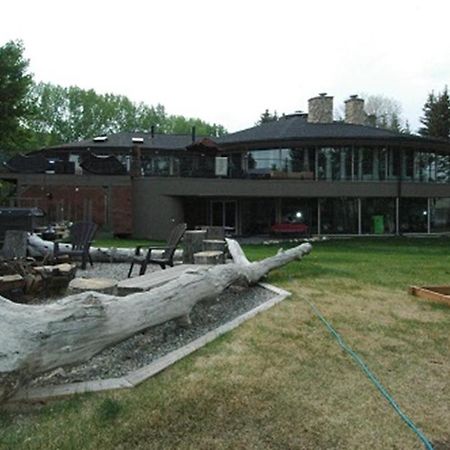 YYC Roundhouse Grotto B&B 외부 사진