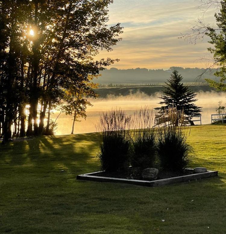 YYC Roundhouse Grotto B&B 외부 사진