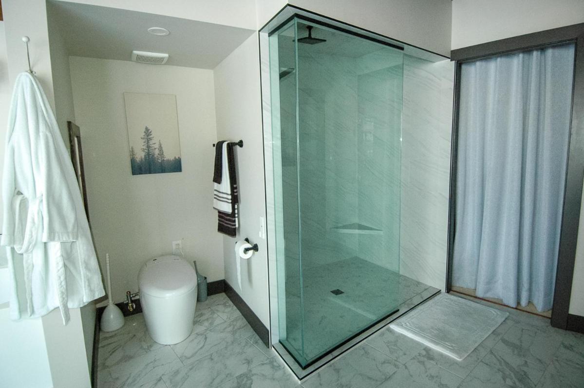 YYC Roundhouse Grotto B&B 외부 사진