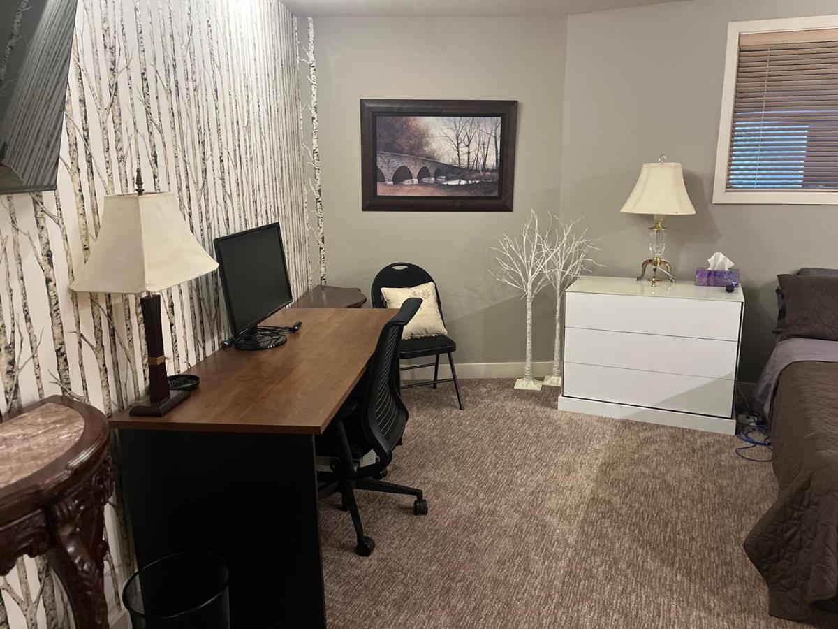 YYC Roundhouse Grotto B&B 외부 사진