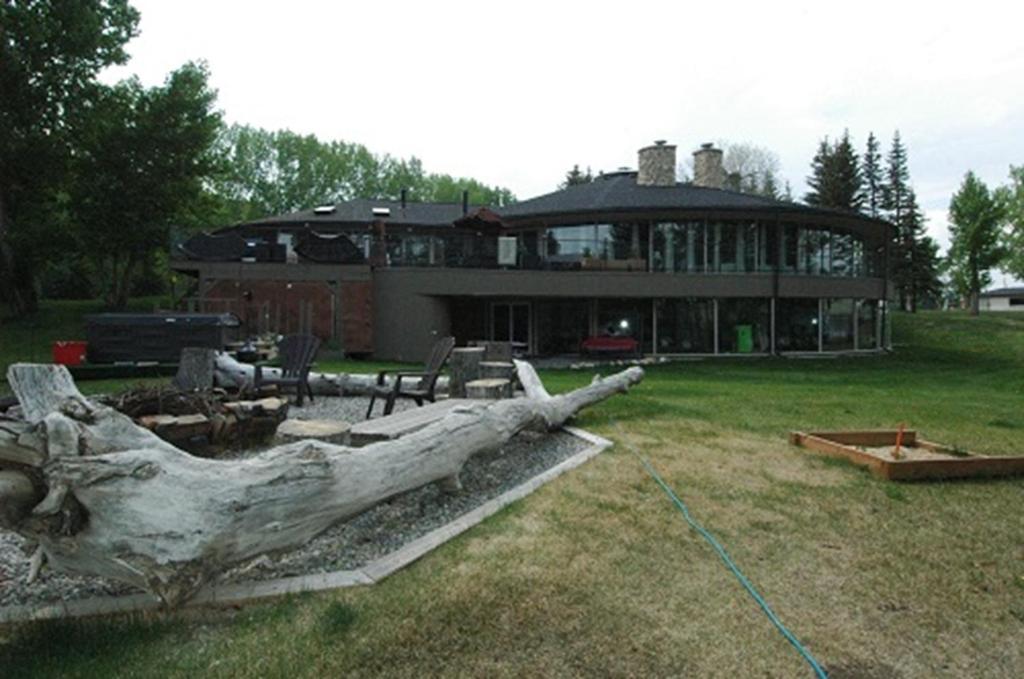 YYC Roundhouse Grotto B&B 외부 사진